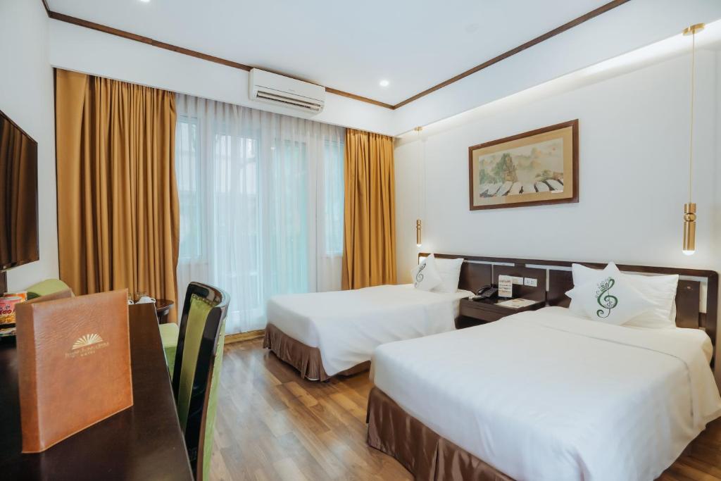 Двухместный (Улучшенный двухместный номер с 1 кроватью или 2 отдельными кроватями, вид на город) отеля Thang Long Opera Hotel, Ханой