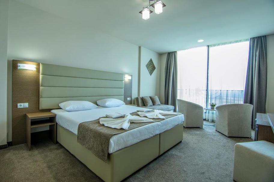 Двухместный (Двухместный номер с 1 кроватью или 2 отдельными кроватями) отеля Hotel Magnific, Кранево