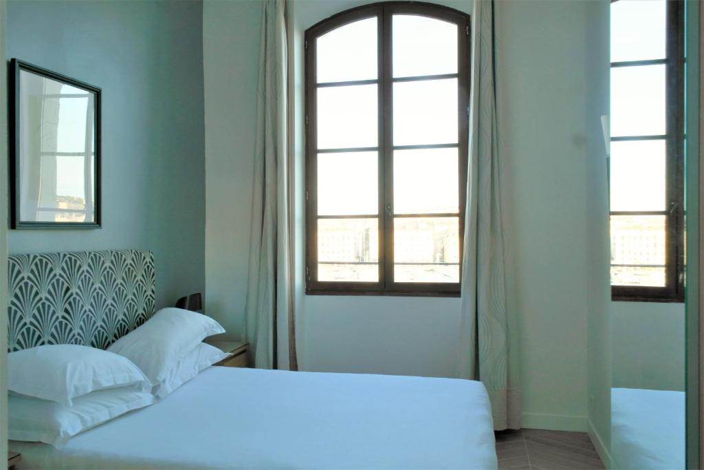 Двухместный (Classic Double Room with Old Port View), Hôtel Belle-Vue