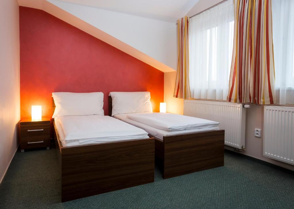 Двухместный (Двухместный номер с 1 кроватью или 2 отдельными кроватями) отеля Pension Bed&Breakfast, Кутна-Гора