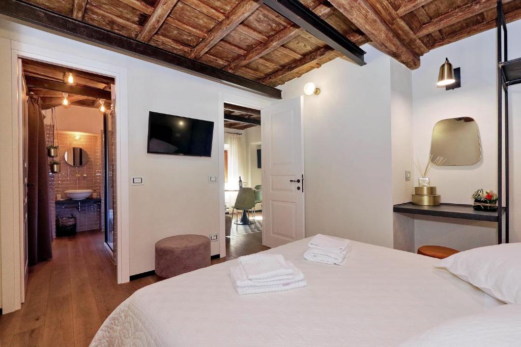 Апартаменты (Апартаменты с 1 спальней - Via di San Giovanni in Laterano, 130), Restart Accommodations Rome