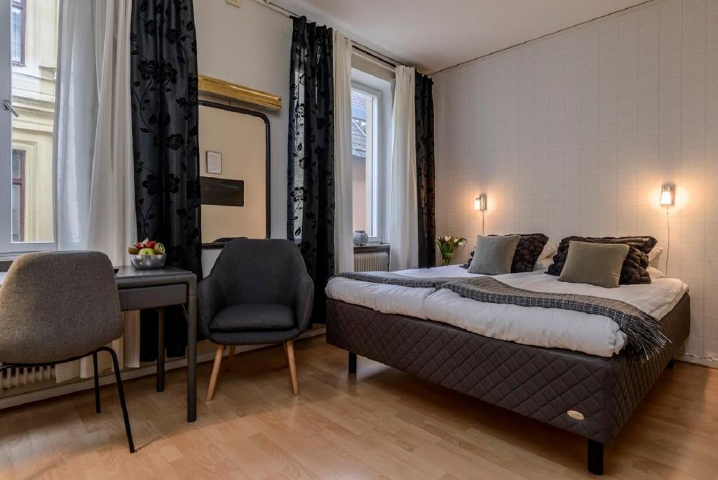 Двухместный (Небольшой двухместный номер с 1 кроватью) отеля Hotel Duxiana Kristianstad, Кристианстад