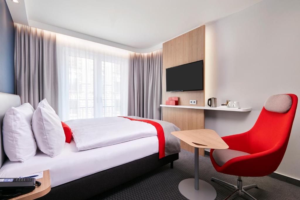 Двухместный (Стандартный двухместный номер с 1 кроватью или 2 отдельными кроватями) отеля Holiday Inn Express - Berlin - Alexanderplatz, Берлин