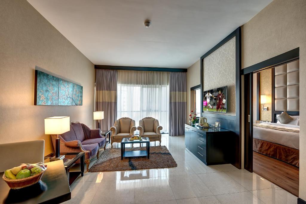 Сьюит (Суперлюкс) отеля Grandeur Hotel Al Barsha, Дубай