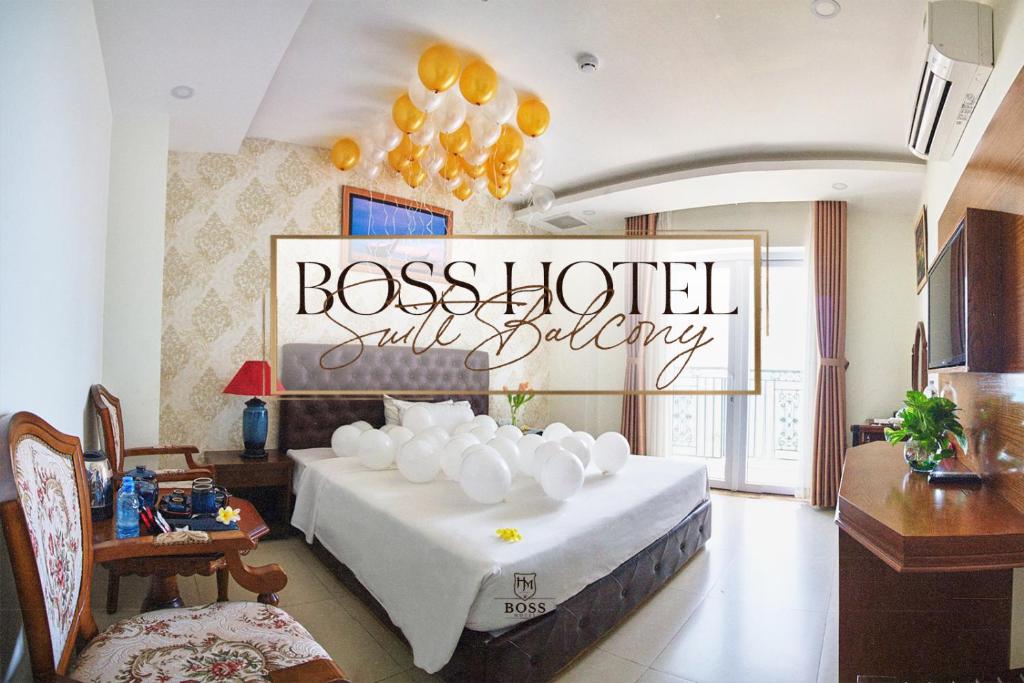 Двухместный (Представительский номер с видом на море и балконом) отеля Boss Hotel, Нячанг