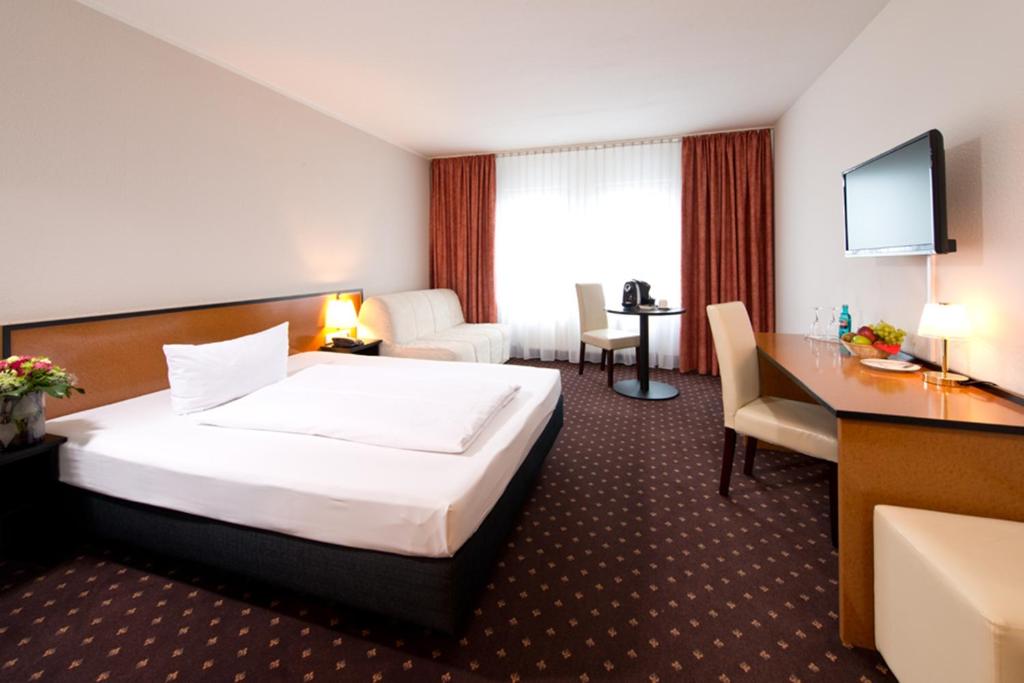 Двухместный (Улучшенный двухместный номер с 1 кроватью) отеля ACHAT Comfort Mannheim/Hockenheim, Гейдельберг