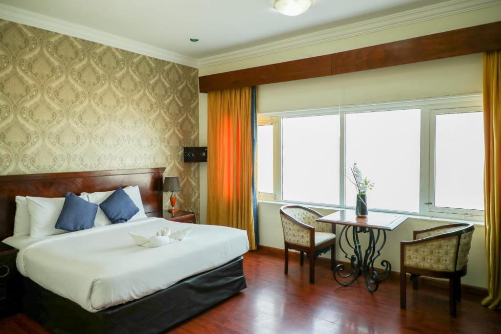 Двухместный (Стандартный номер Делюкс с видом на море, без балкона) отеля Mermaid Beach Hotel, Аджман