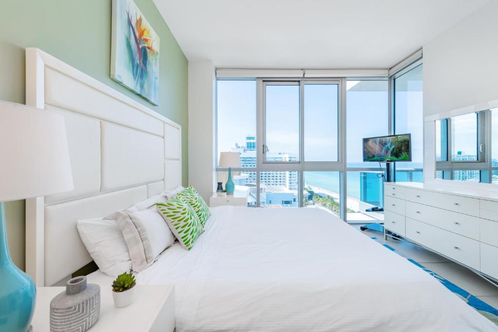 Апартаменты (Апартаменты Делюкс с 1 спальней — Вид на океан) апарт-отеля Global Luxury Suites at Monte Carlo, Майами-Бич