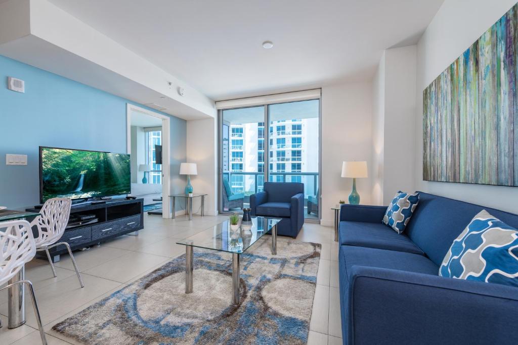 Апартаменты (Апартаменты с 1 спальней и частичным видом на океан) апарт-отеля Global Luxury Suites at Monte Carlo, Майами-Бич