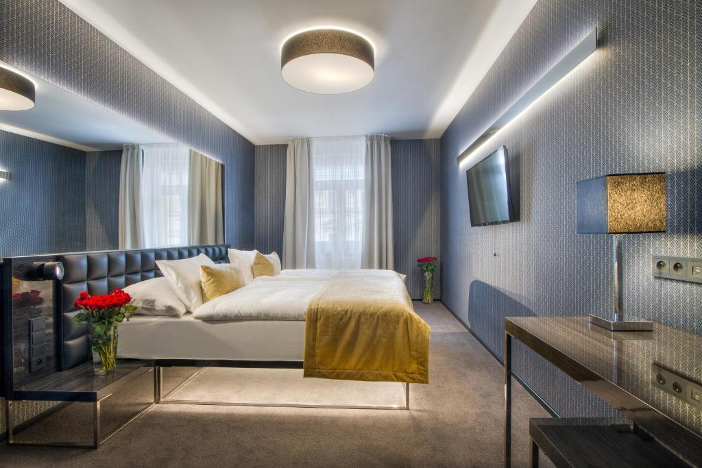 Двухместный (Двухместный номер с 1 кроватью или 2 отдельными кроватями) отеля Mucha, Прага