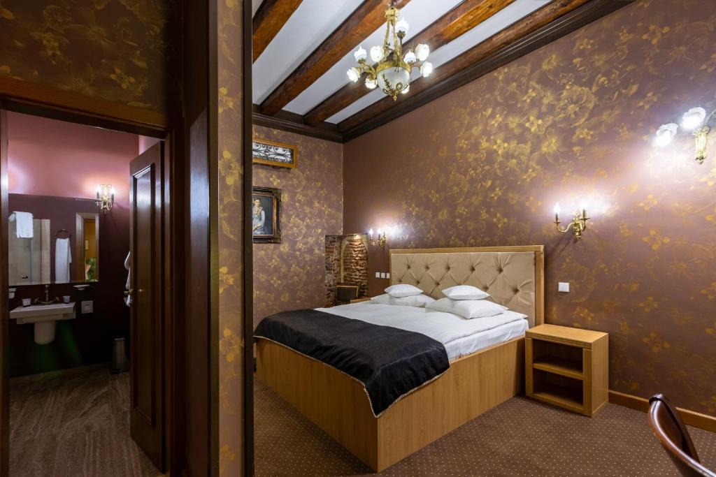 Двухместный (Двухместный номер с 1 кроватью) отеля Hotel Am Ring, Сибиу