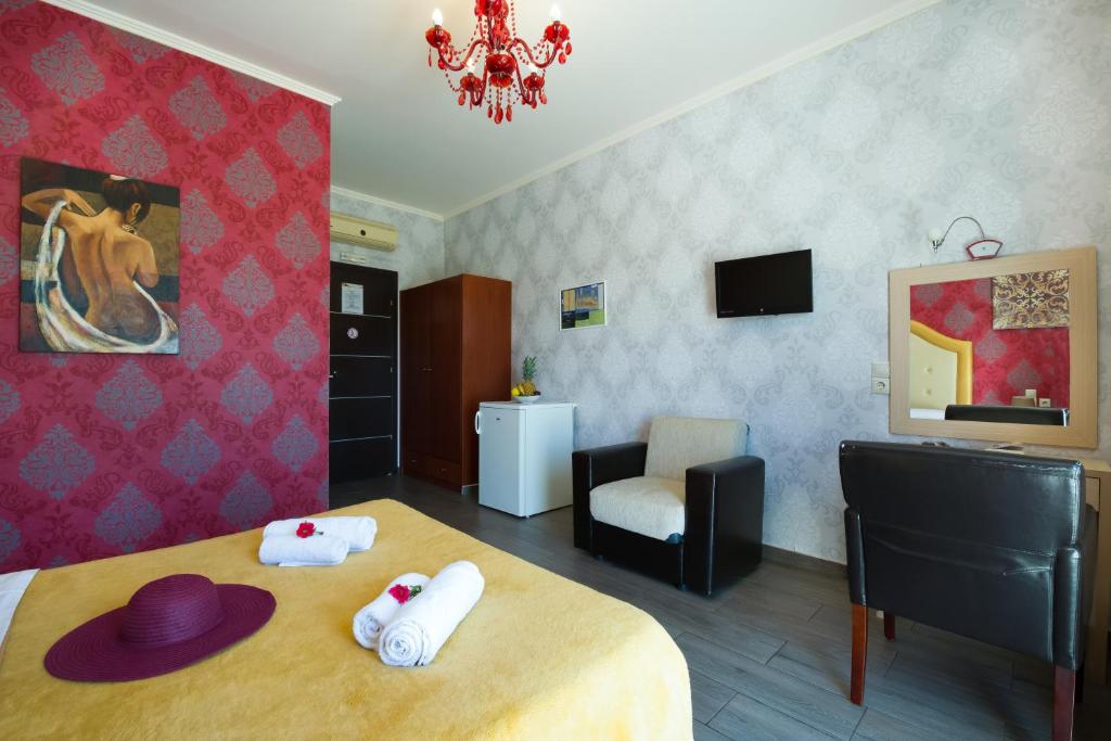 Сьюит (Полулюкс (для 2 взрослых)) отеля Paradice Hotel Luxury Suites, Ставрос (Крит), Крит