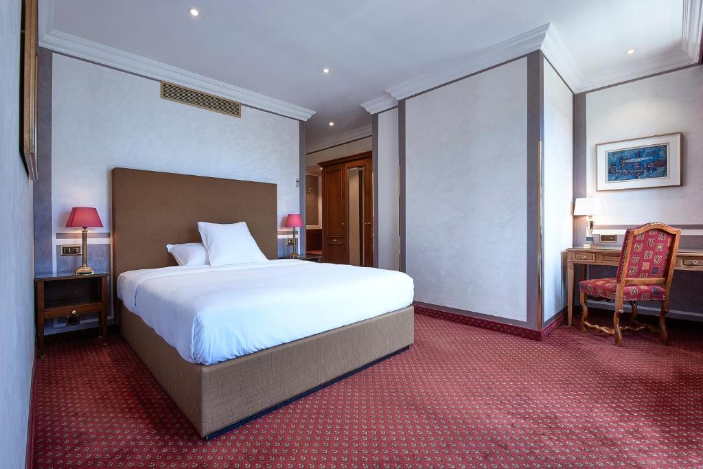Одноместный (Двухместный номер с 1 кроватью (для 1 взрослого)) отеля Hotel d'Allèves, Женева