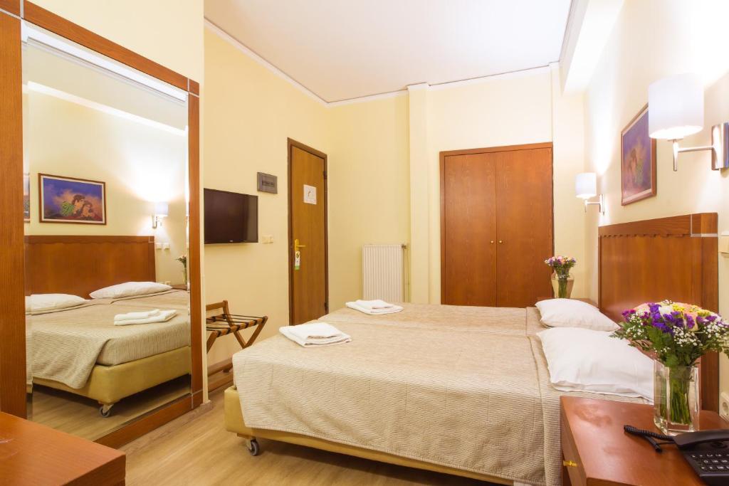 Двухместный (Двухместный номер с 2 отдельными кроватями) отеля Hotel Marina, Афины