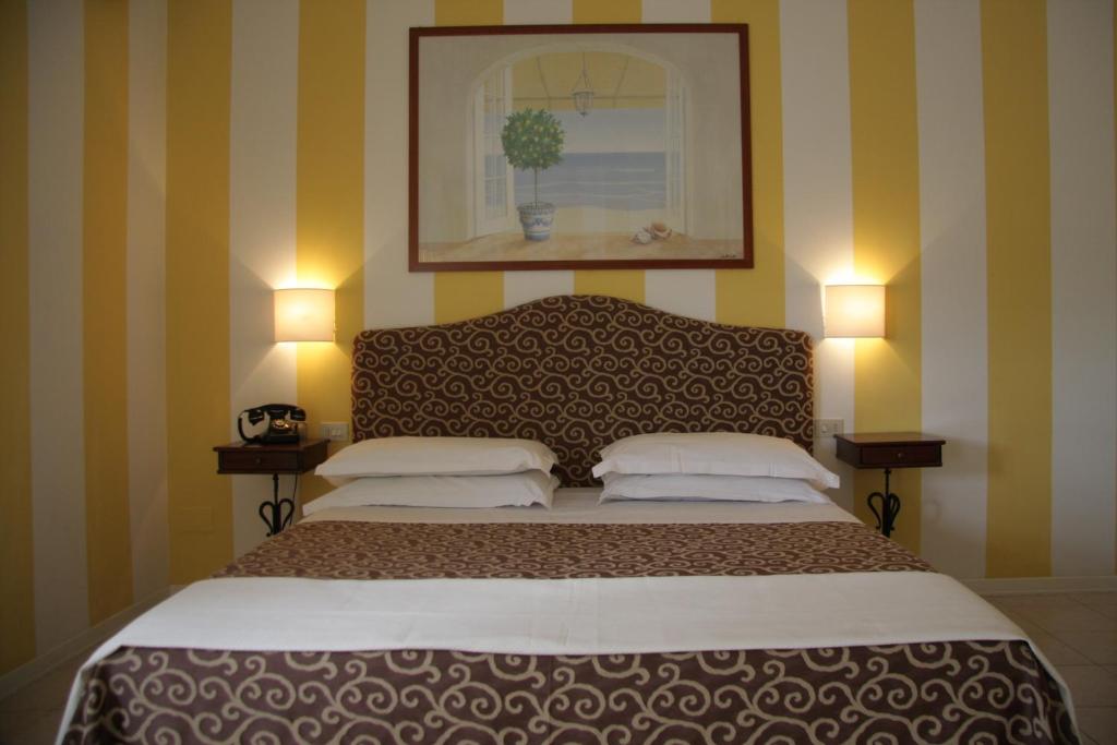 Двухместный (Стандартный двухместный номер с 1 кроватью или 2 отдельными кроватями) отеля Hotel Alex, Флоренция