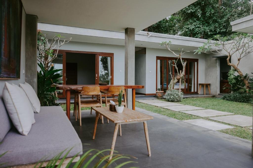 Вилла (Вилла с 3 спальнями), Anggira Villa Ubud