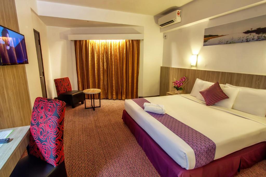 Двухместный (Premium Double - Renovated Room) отеля Hotel Grand Continental Langkawi, Лангкави