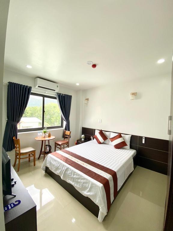 Двухместный (Стандартный двухместный номер с 1 кроватью) отеля Thăng Long Hotel, Кондао