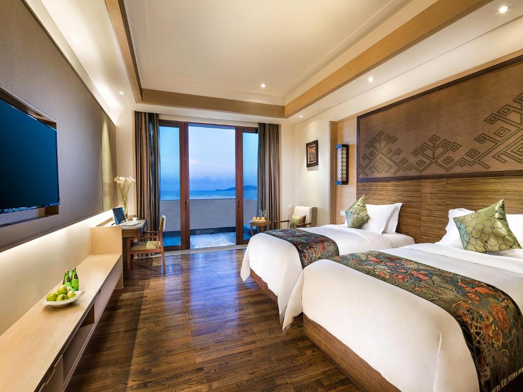 Двухместный (Двухместный номер с 1 кроватью или 2 отдельными кроватями и видом на море) отеля Narada Sanya Bay Resort, Санья