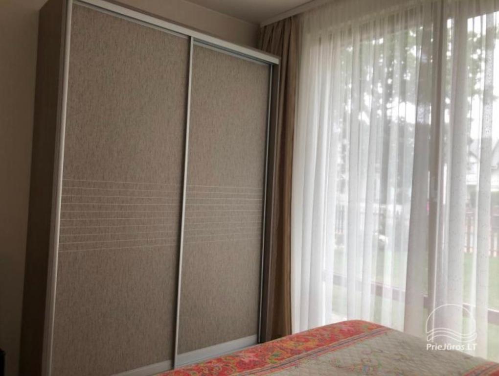 Апартаменты (Апартаменты с 2 спальнями, мини-кухней и террасой - На 1 этаже), Eurovila - Home Suite Palanga