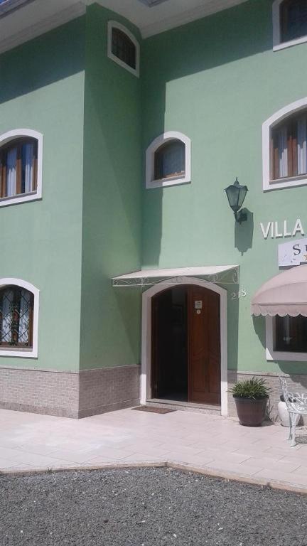 Отель Villa Norma Suites, Витория