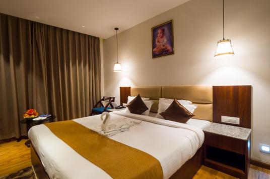 Exquisite Stay near Main Market