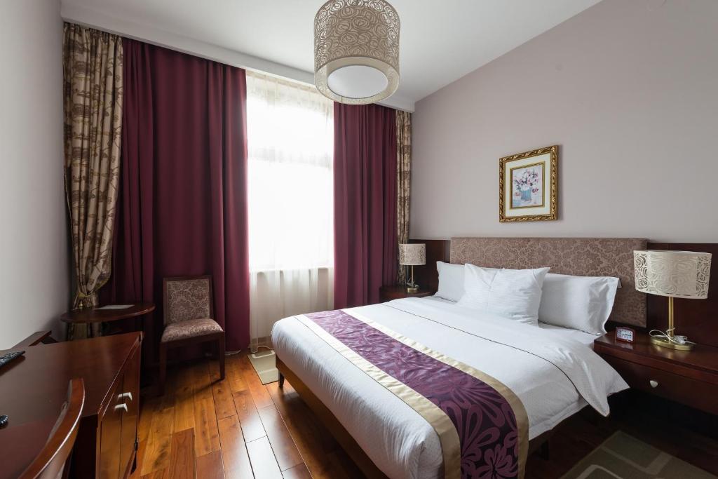 Двухместный (Номер с кроватью размера «king-size») отеля Hotel Alibi Sabac, Шабац