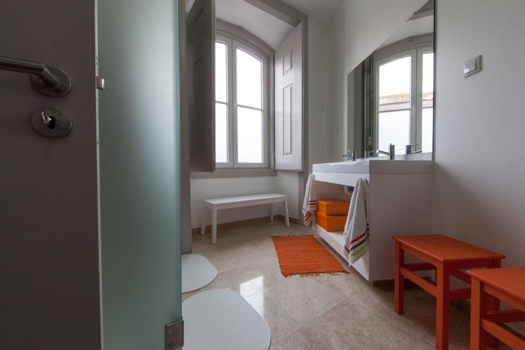 Номер (Кровать в общем 6-местном номере для женщин) хостела Inn Possible Lisbon Hostel, Лиссабон