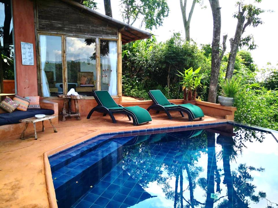 Вилла (Коттедж с собственным бассейном) курортного отеля Phu Chaisai Mountain Resort & Spa, Чианграй