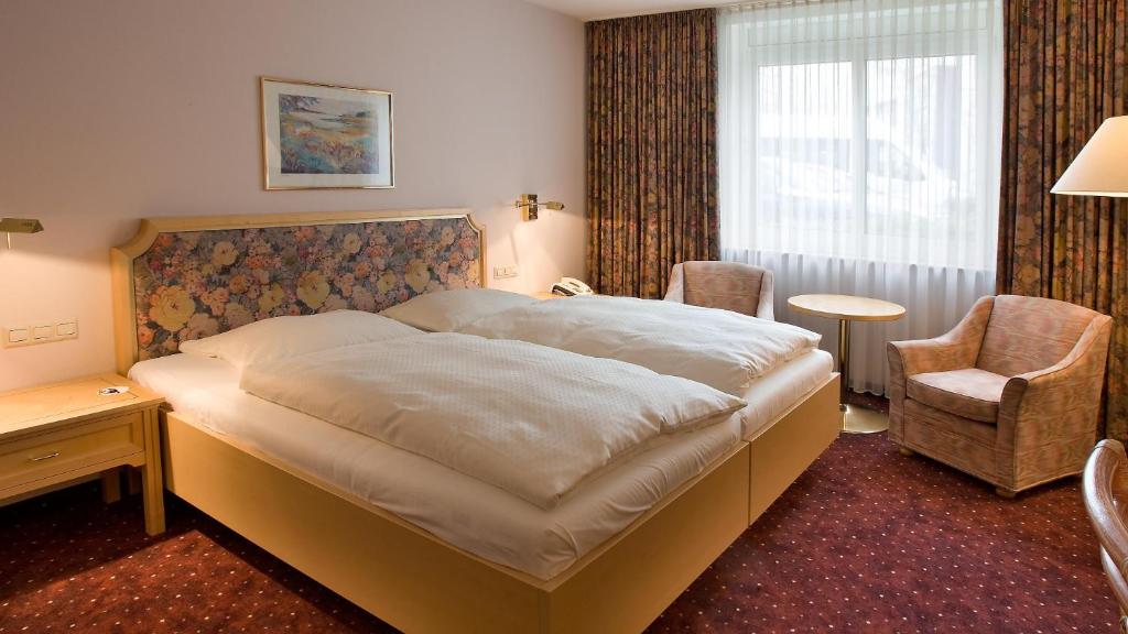 Двухместный (Улучшенный двухместный номер с 1 кроватью) отеля Erikson Hotel, Штутгарт