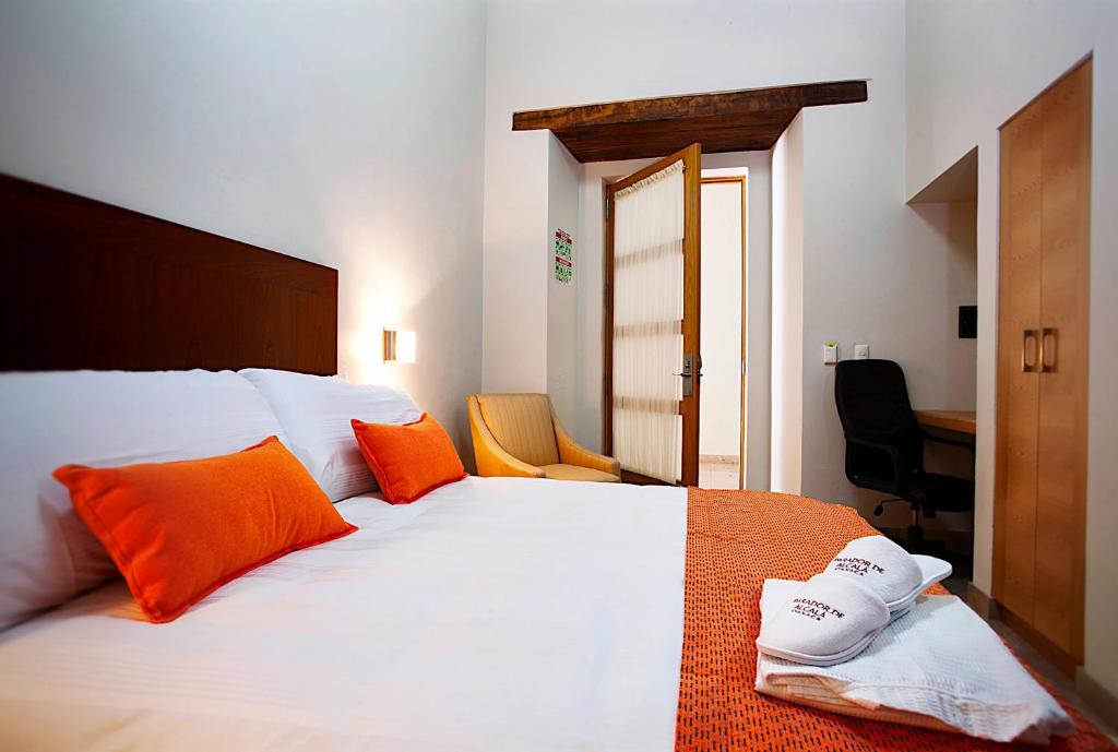 Двухместный (Стандартный двухместный номер с 1 кроватью - без окна) отеля Hotel Parador de Alcalá, Оахака-де-Хуарес