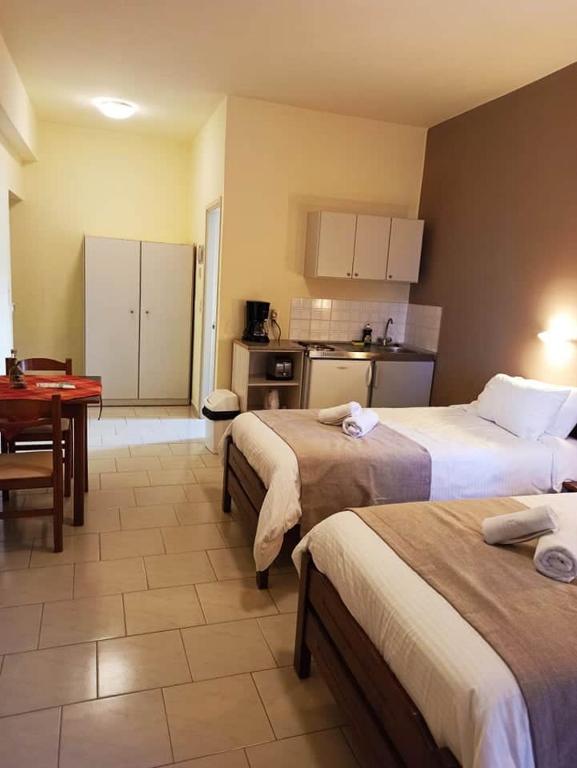 Двухместный (Стандартный двухместный номер с 2 отдельными кроватями и видом на море) отеля Hotel Mary, Платаниас