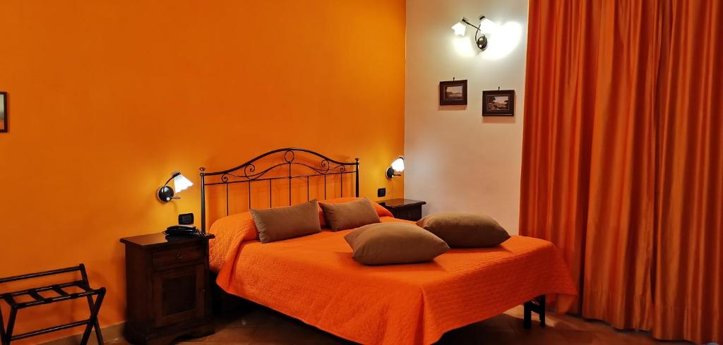 Двухместный (Двухместный номер с 1 кроватью или 2 отдельными кроватями) отеля Hotel Neapolis, Неаполь