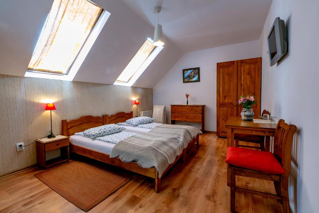 Двухместный (Стандартный двухместный номер с 2 отдельными кроватями) гостевого дома Casa Adalmo, Сигишоара