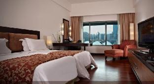 Двухместный (Premium Quarantine Packages - Club Deluxe Double or Twin Room) отеля Impiana KLCC Hotel, Куала-Лумпур