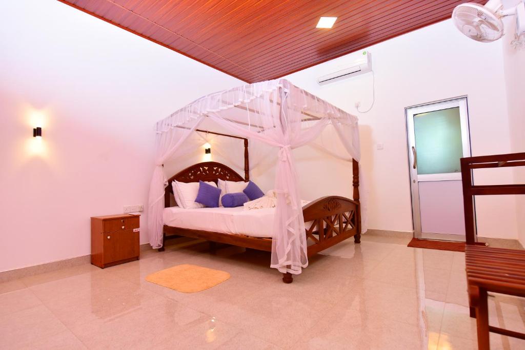 Двухместный (Стандартный двухместный номер с 1 кроватью) гостевого дома Ariya Rest House, Полоннарува