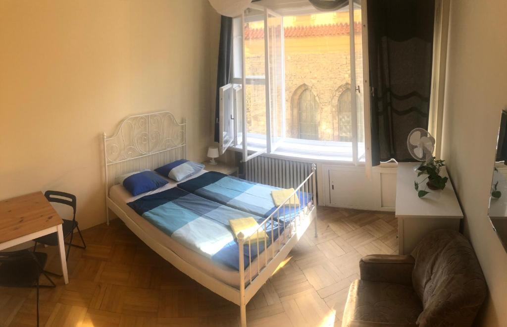 Двухместный (Двухместный номер с 1 кроватью и общей ванной комнатой) хостела Ragtime, Прага