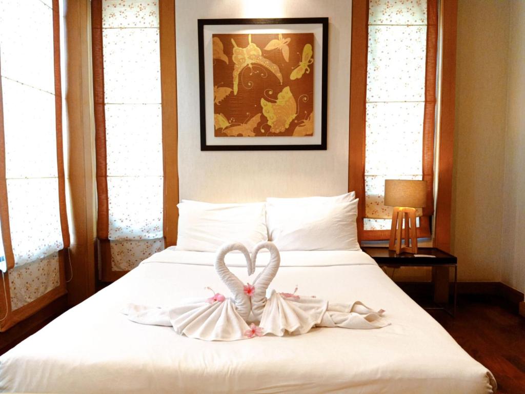 Двухместный (Двухместный номер Делюкс с 1 кроватью) курортного отеля Royal Sammuk Villa, Чонбури