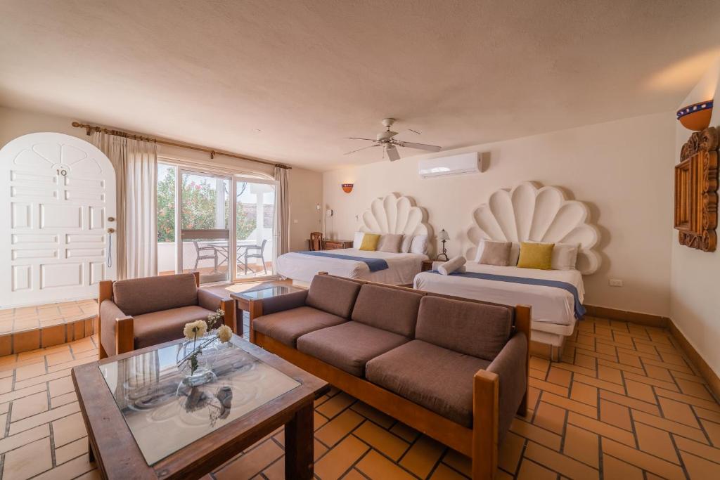 Двухместный (Двухместный номер с 2 отдельными кроватями) отеля Club El Moro, Ла-Пас