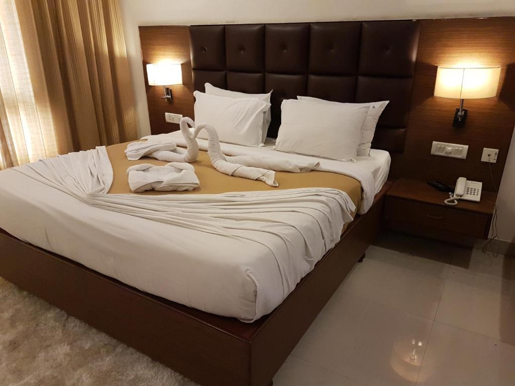 Двухместный (Двухместный номер Делюкс с 1 кроватью) отеля Hotel Saptagiri, Хайдарабад