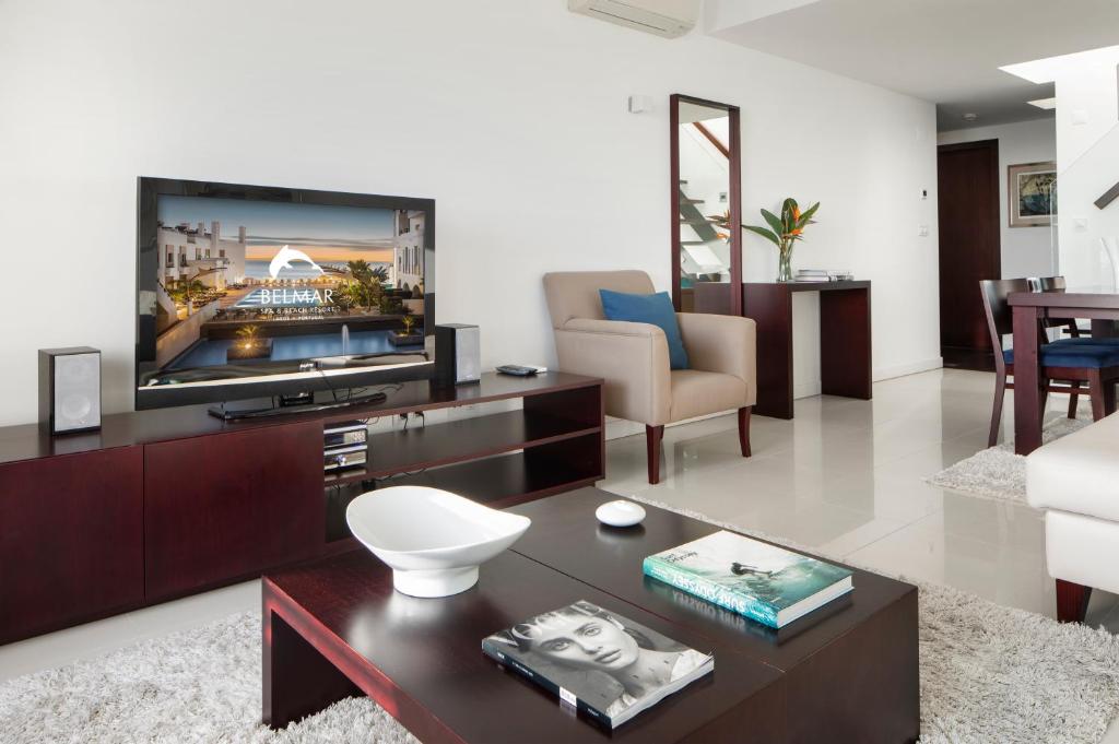 Апартаменты (Стандартные апартаменты с 2 спальнями и балконом) курортного отеля Belmar Spa & Beach Resort, Лагуш