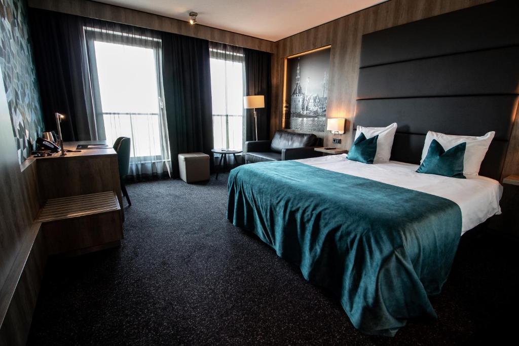 Двухместный (Улучшенный двухместный номер с 1 кроватью) отеля Van der Valk Hotel Hoorn, Амстердам