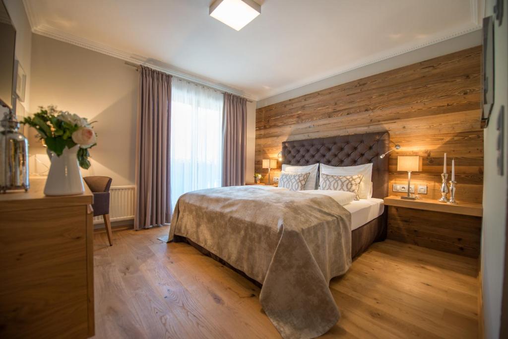Двухместный (Роскошный двухместный номер Alpine с 1 кроватью) отеля Alpines Gourmet Hotel Montanara, Флахау