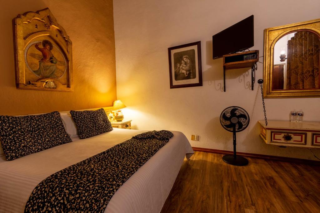 Двухместный (Номер с кроватью размера «king-size») отеля Hosteria del Frayle, Гуанахуато