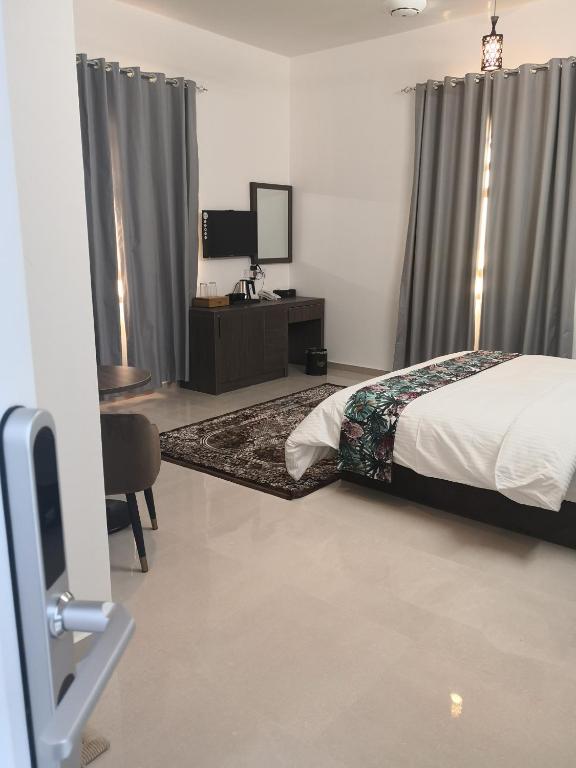 Двухместный (Двухместный номер Делюкс с 1 кроватью) апарт-отеля Aryaf Nizwa Hotel Apartments, Низва