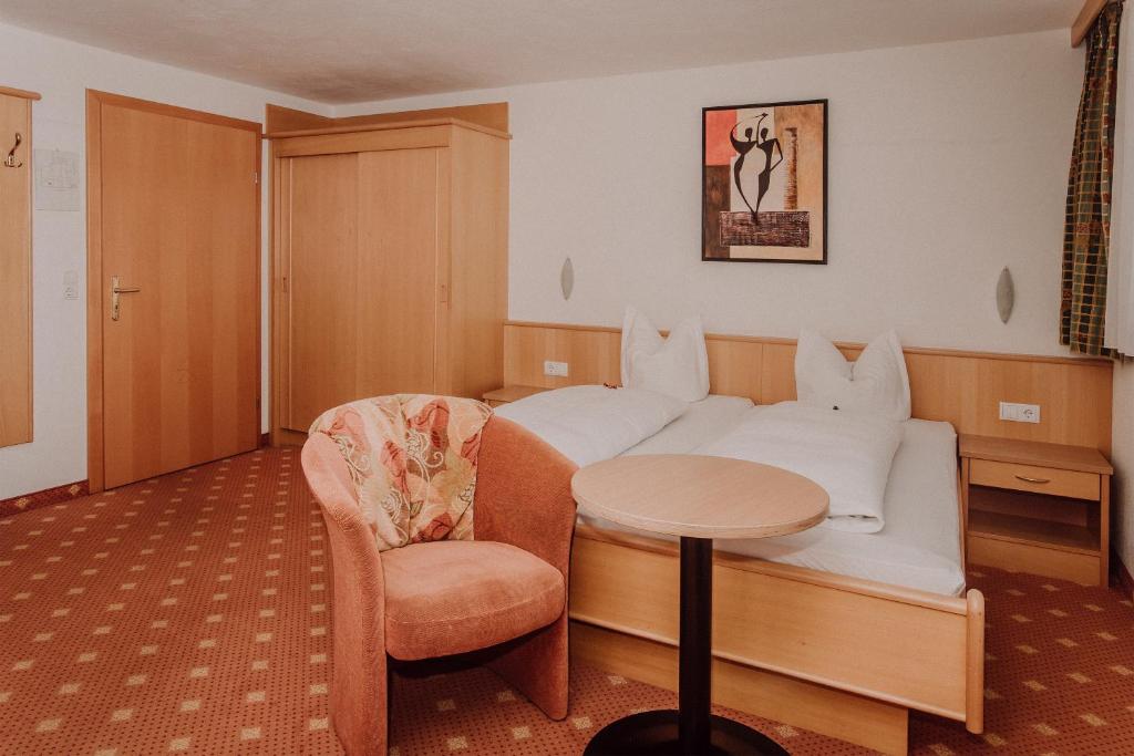 Двухместный (Двухместный номер с 1 кроватью и балконом) гостевого дома Gasthof Haidbach, Вальд