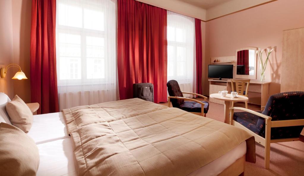 Двухместный (Стандартный двухместный номер с 1 кроватью) отеля Metropol, Франтишковы-Лазне