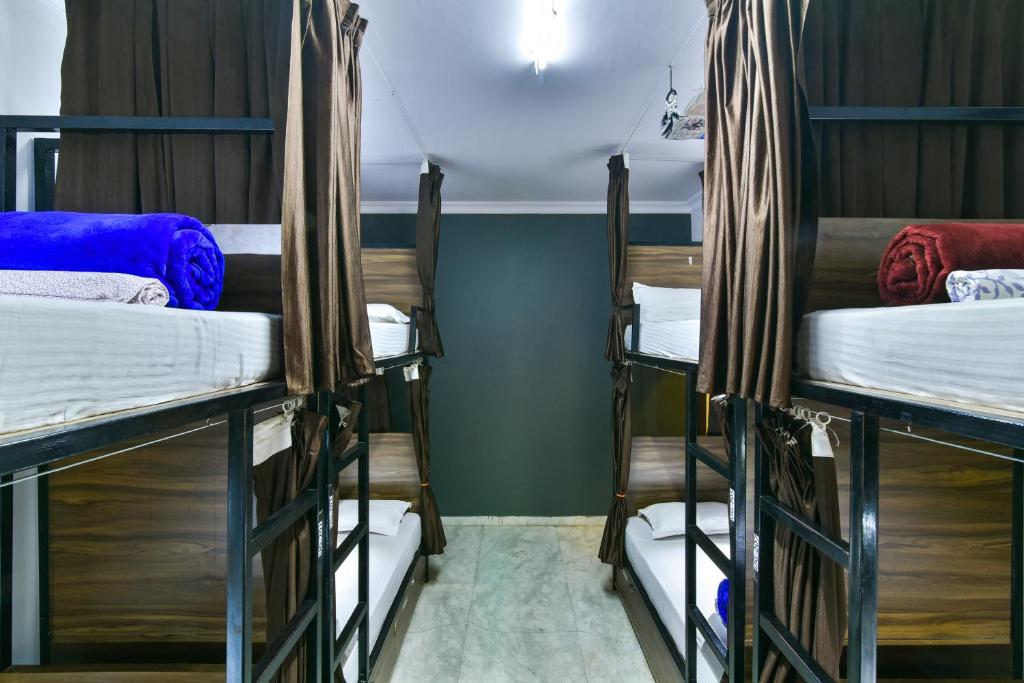 Номер (Односпальная кровать в общем номере для женщин с кондиционером) хостела Hoztel Jaipur, Джайпур