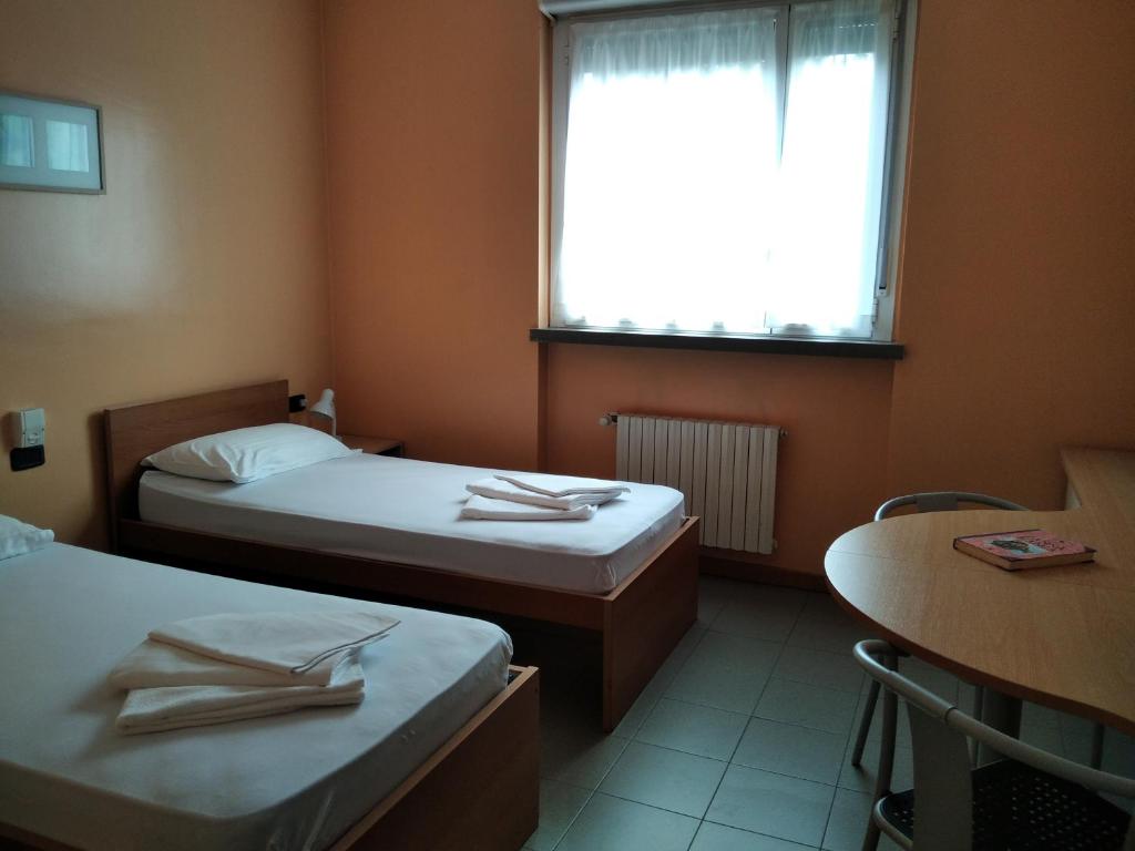 Двухместный (Двухместный номер эконом-класса с 2 отдельными кроватями) апарт-отеля Hotel Residence Zumbini 6 - La Cordata, Милан