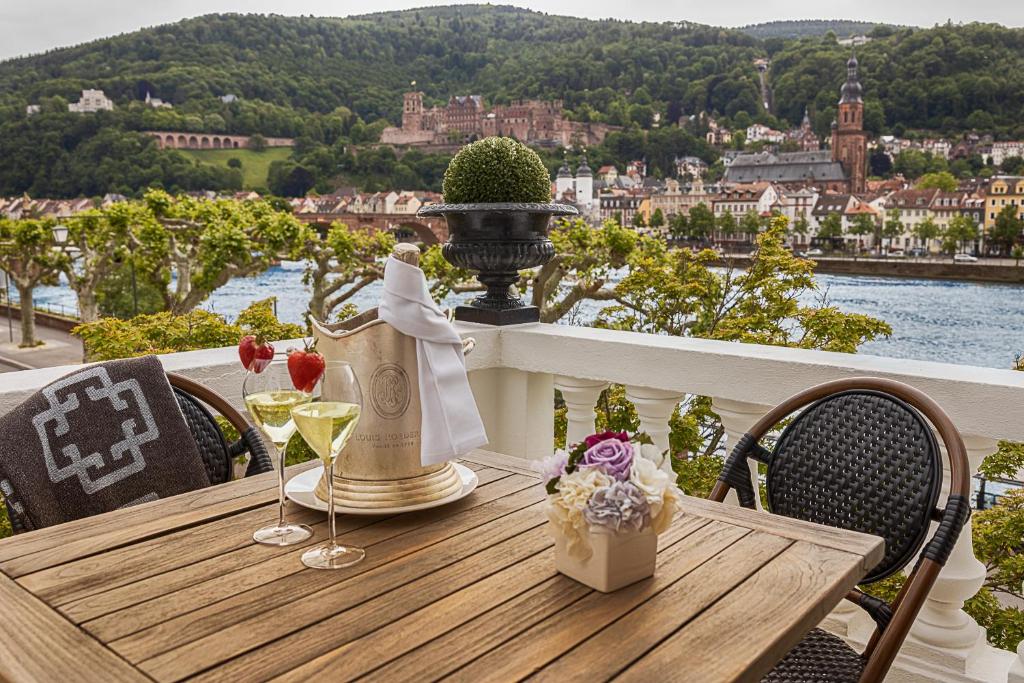 Сьюит (Master Balcony Suite) отеля Boutique Hotel Heidelberg Suites - Small Luxury Hotels of the World, Гейдельберг